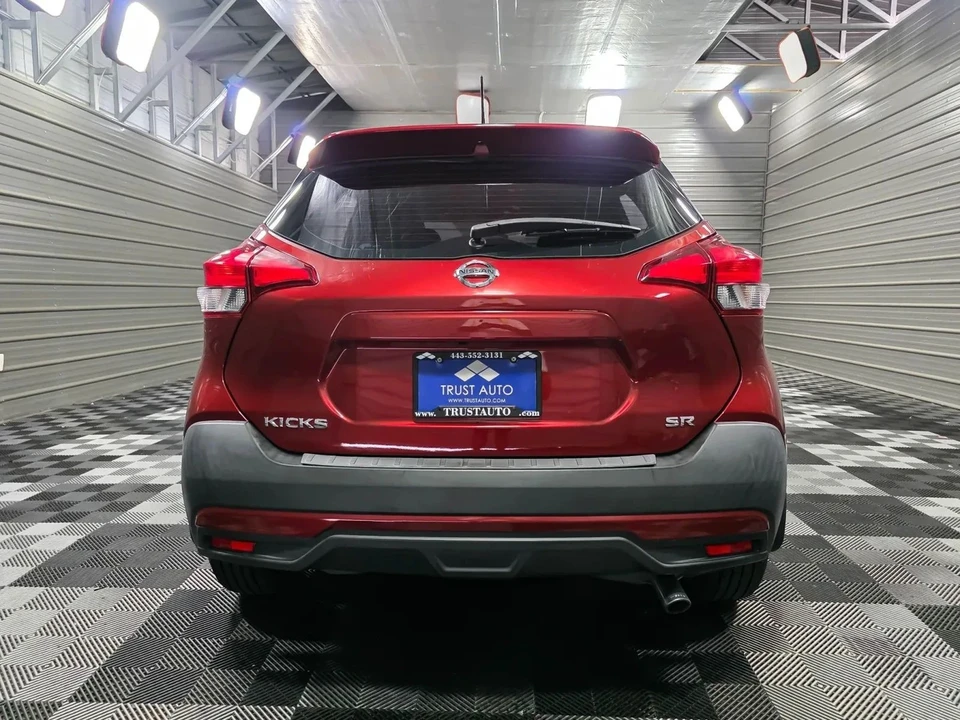 2019 Nissan Kicks - Image 6 of 12