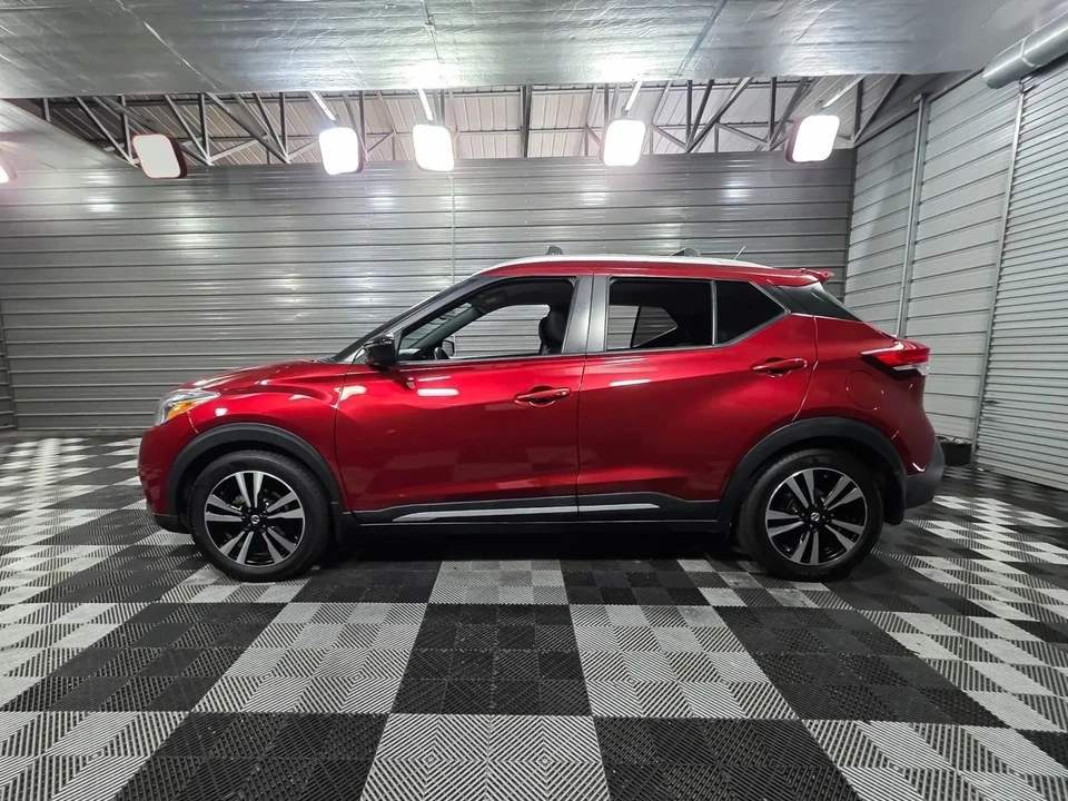 2019 Nissan Kicks - Image 8 of 12