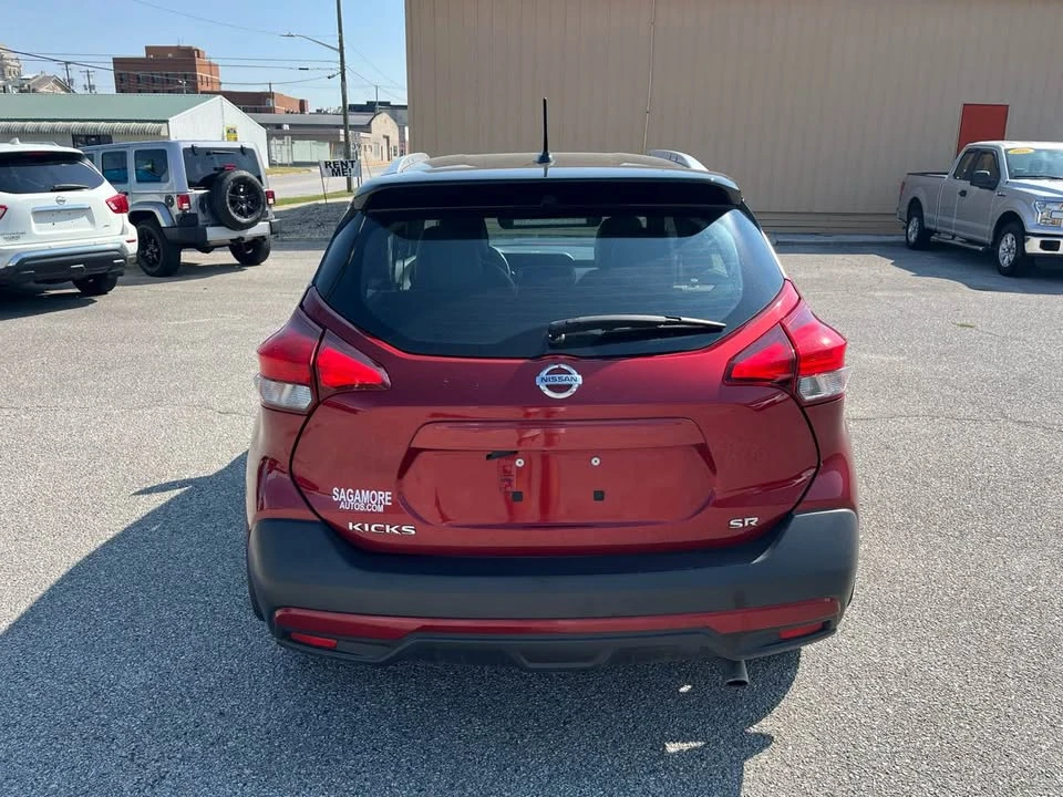 2019 Nissan Kicks - Image 3 of 13