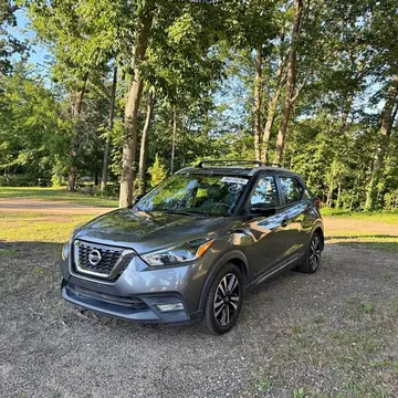 2019 Nissan Kicks SR Sport Utility 4D
