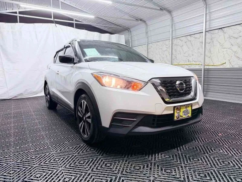 2019 Nissan Kicks - Image 9 of 12
