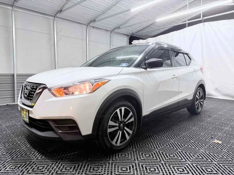 2019 Nissan Kicks - Image 3 of 12