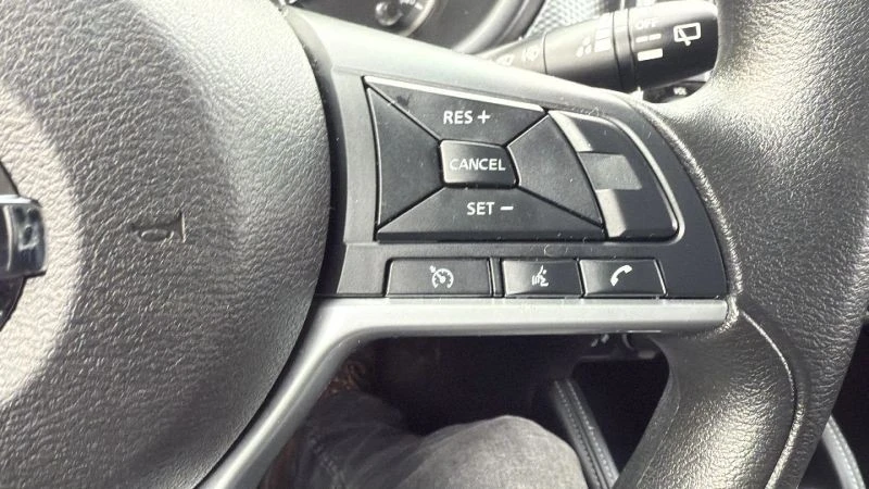 2019 Nissan Kicks - Image 11 of 12