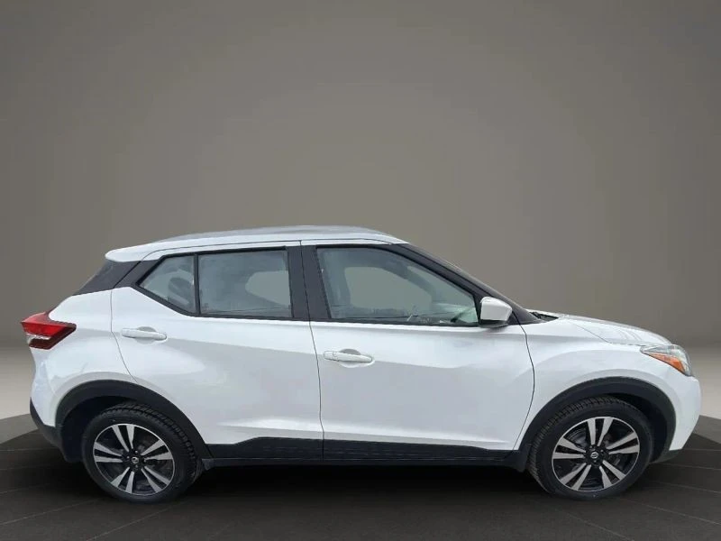 2019 Nissan Kicks - Image 4 of 12