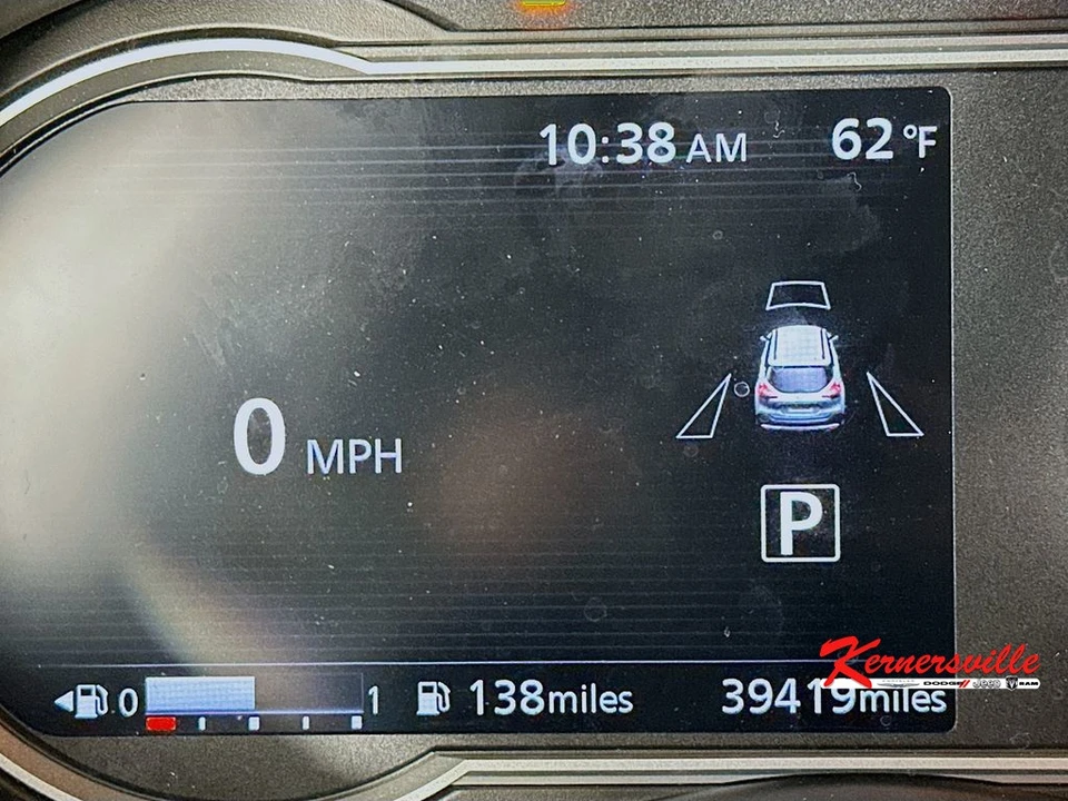 2019 Nissan Kicks - Image 15 of 24