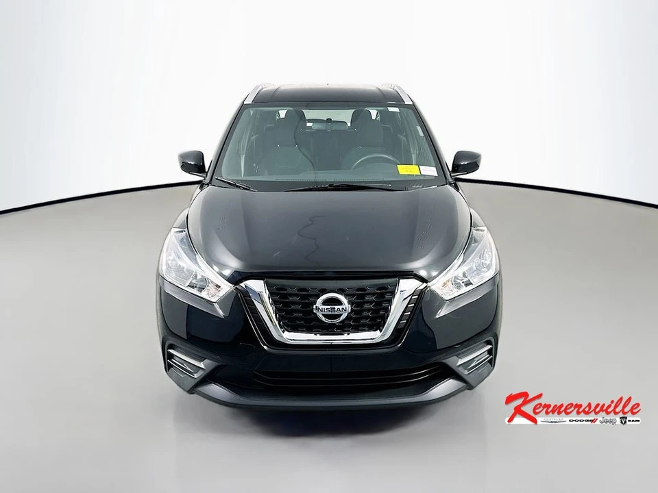 2019 Nissan Kicks - Image 2 of 24
