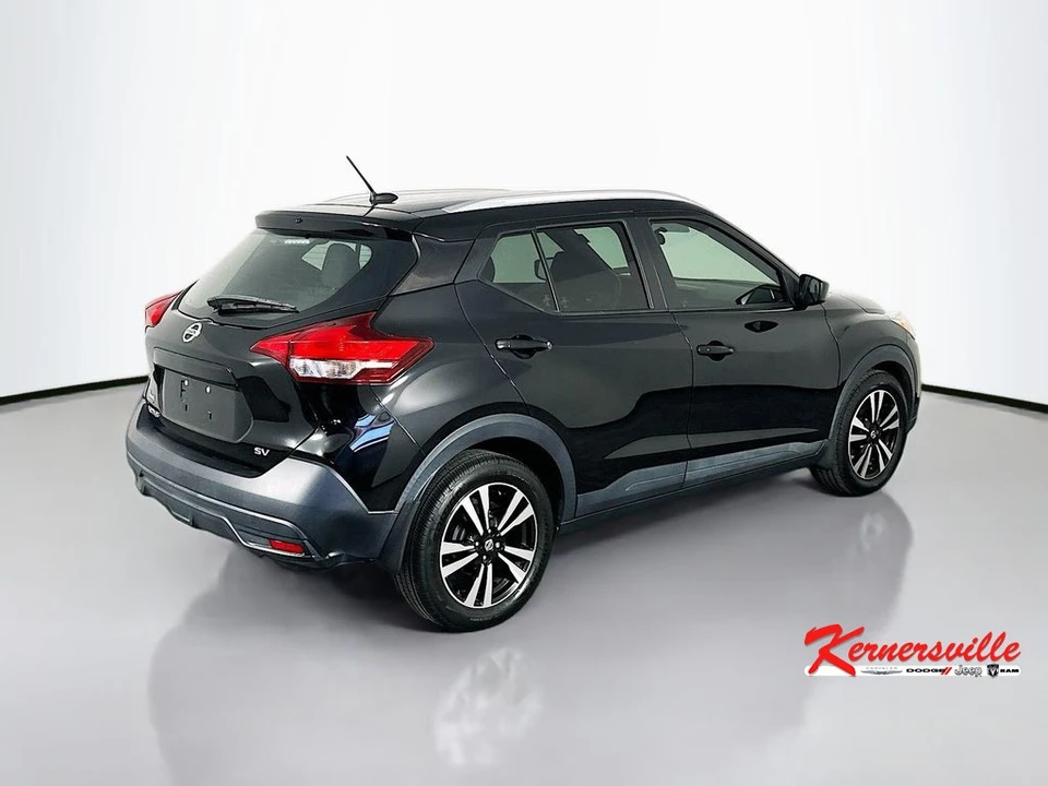 2019 Nissan Kicks - Image 7 of 24