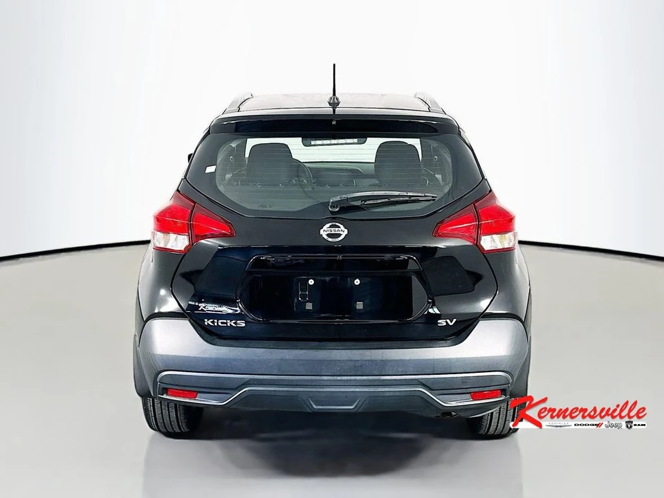 2019 Nissan Kicks - Image 6 of 24
