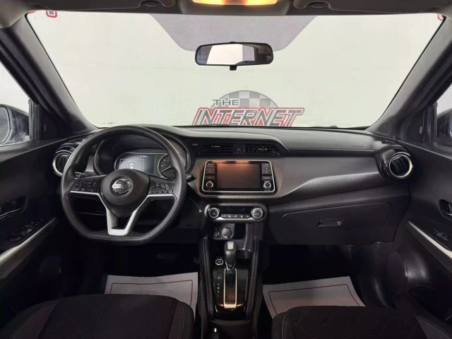 2019 Nissan Kicks - Image 11 of 12