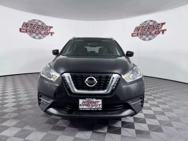 2019 Nissan Kicks - Image 2 of 12