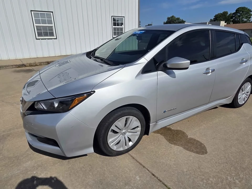 2019 Nissan Leaf - Image 3 of 20