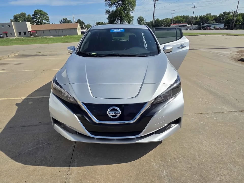 2019 Nissan Leaf - Image 4 of 20
