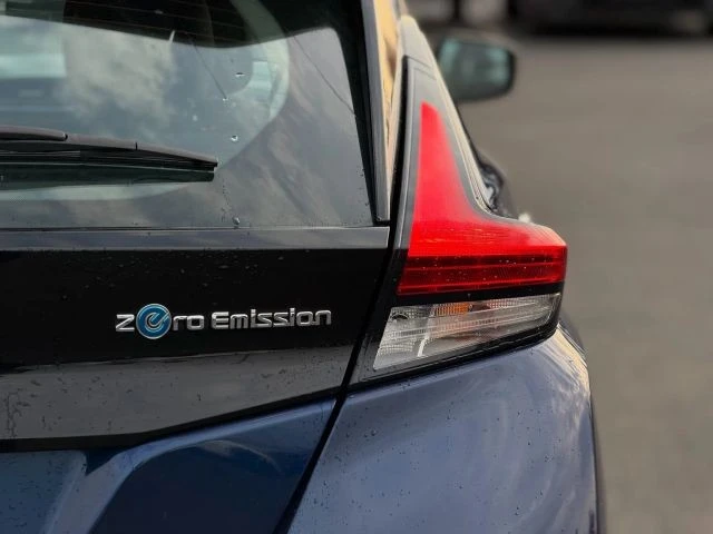 2019 Nissan Leaf - Image 8 of 21