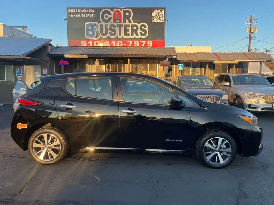 2019 Nissan Leaf - Image 6 of 17
