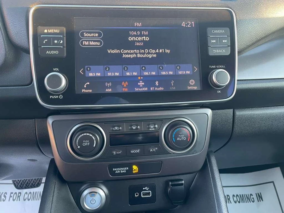 2019 Nissan Leaf - Image 12 of 17