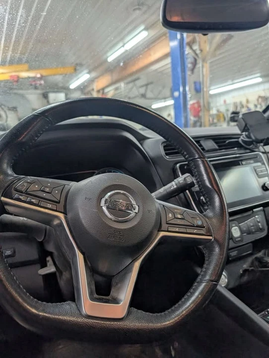 2019 Nissan Leaf - Image 2 of 5