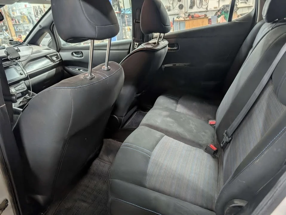 2019 Nissan Leaf - Image 4 of 5