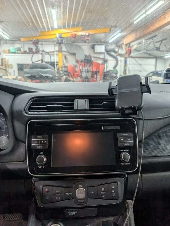 2019 Nissan Leaf - Image 3 of 5