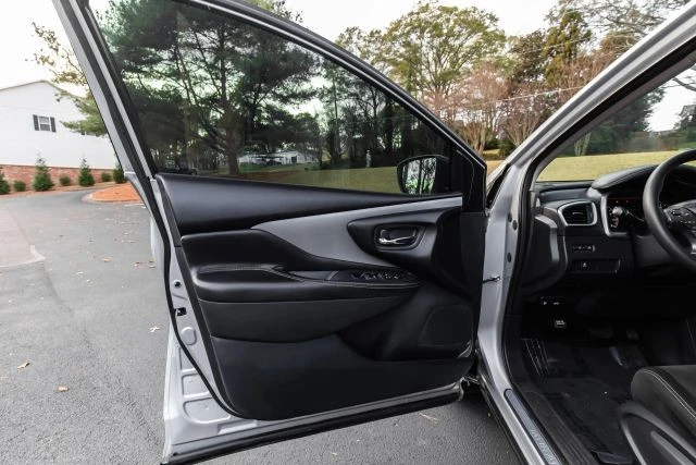 2019 Nissan Murano 3rd Gen - Image 17 of 21