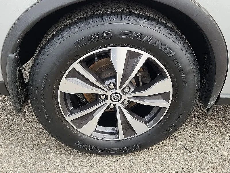 2019 Nissan Murano 3rd Gen - Image 9 of 12