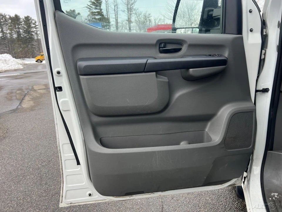 2019 Nissan NV2500 - Image 12 of 12