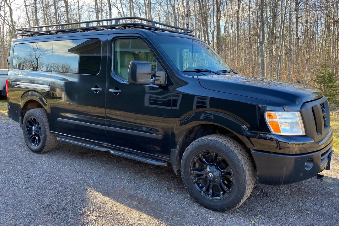 2019 Nissan NV3500 - Image 2 of 31