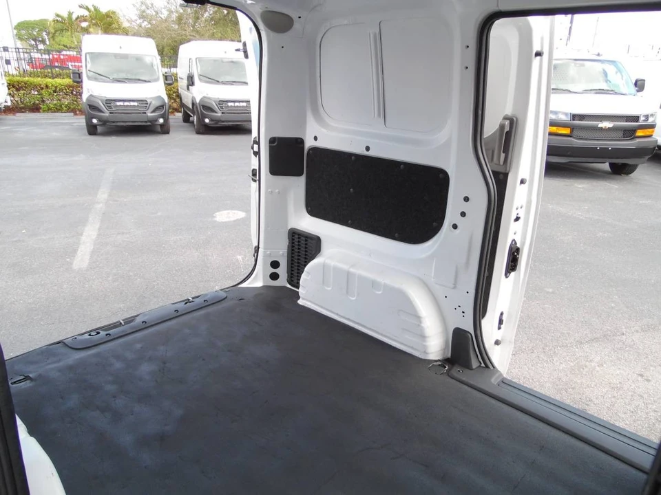 2019 Nissan NV - Image 11 of 21