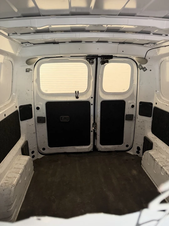 2019 Nissan NV - Image 5 of 7