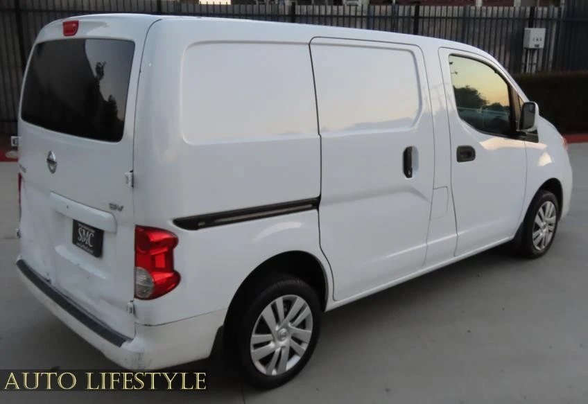 2019 Nissan NV - Image 8 of 21