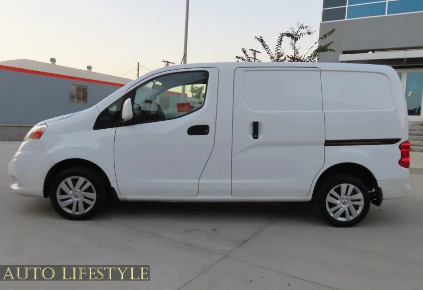 2019 Nissan NV - Image 9 of 21