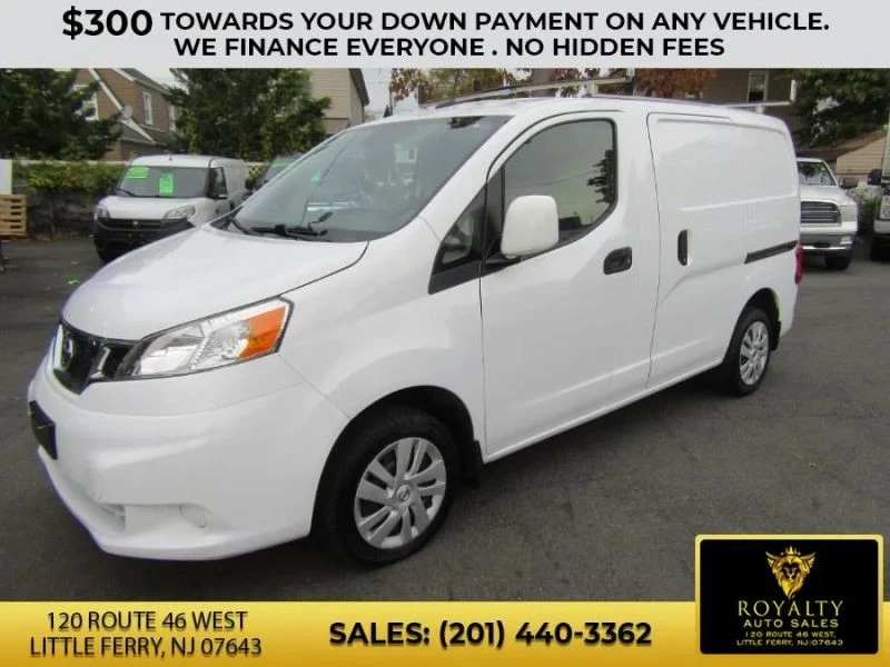 2019 Nissan NV - Image 5 of 12