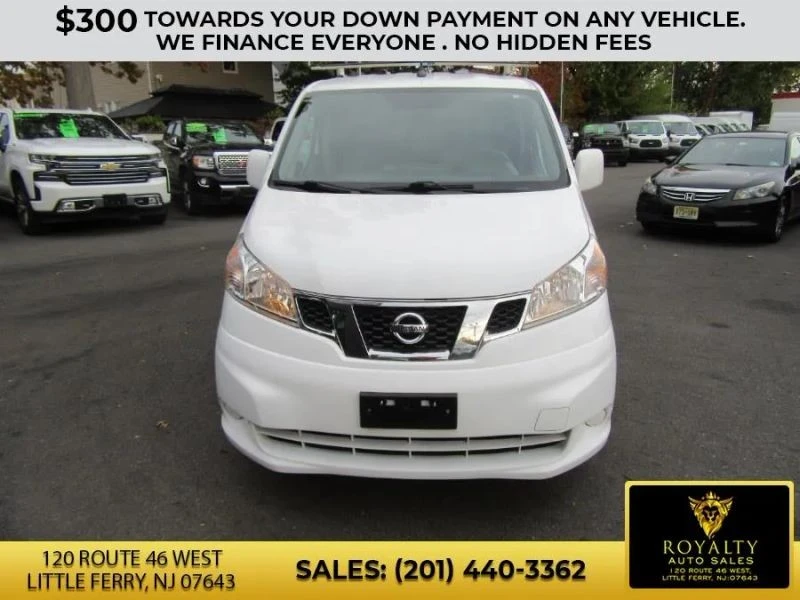 2019 Nissan NV - Image 4 of 12