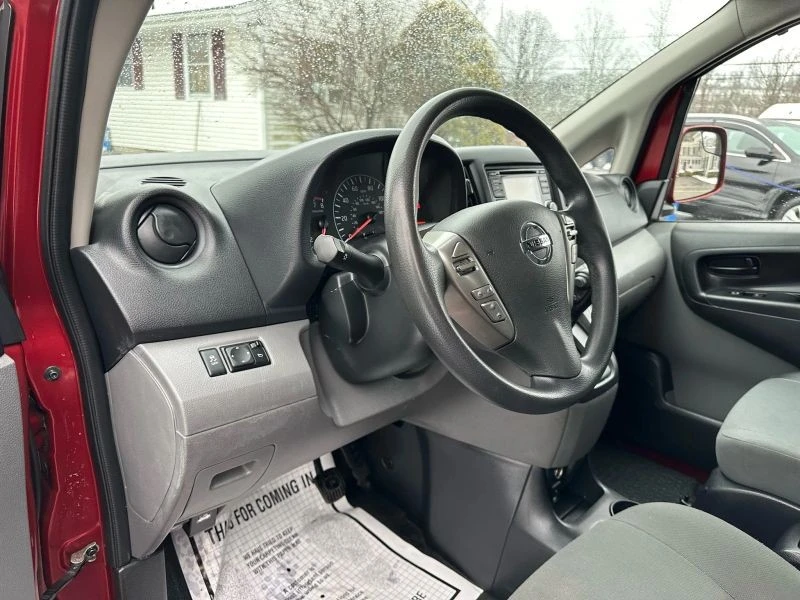 2019 Nissan NV - Image 10 of 12