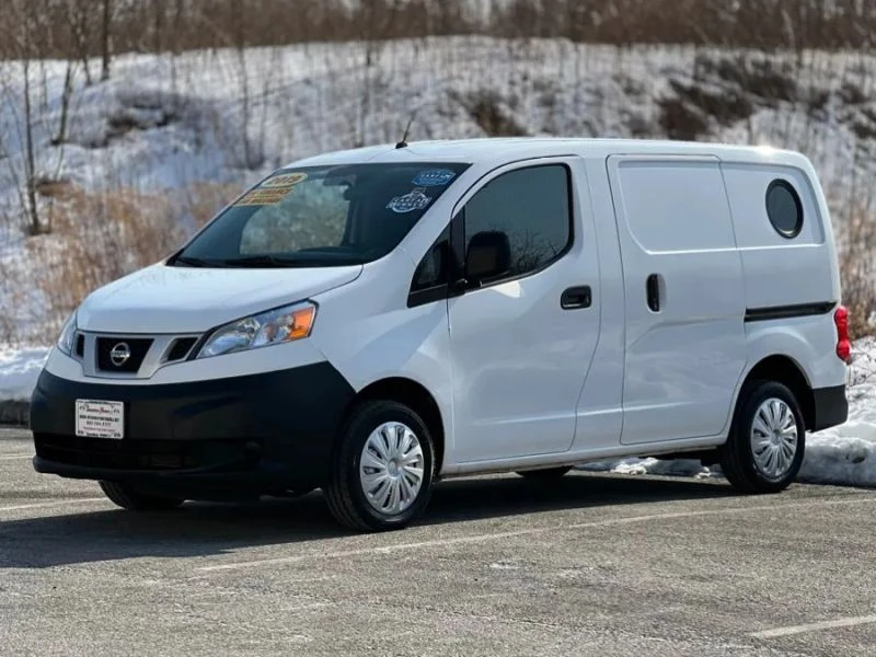2019 Nissan NV - Image 4 of 12