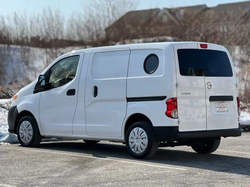 2019 Nissan NV - Image 7 of 12