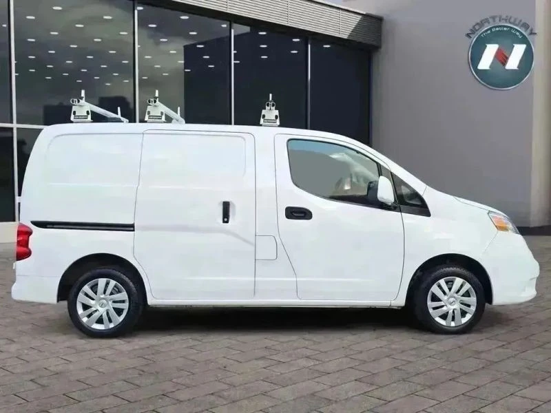 2019 Nissan NV - Image 6 of 12