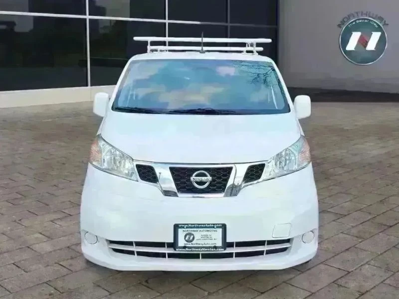 2019 Nissan NV - Image 8 of 12