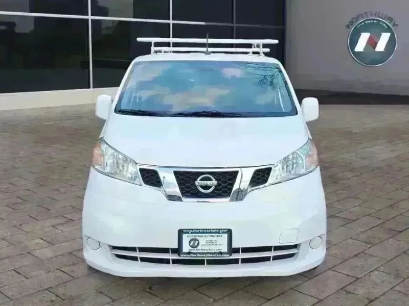 2019 Nissan NV - Image 8 of 12