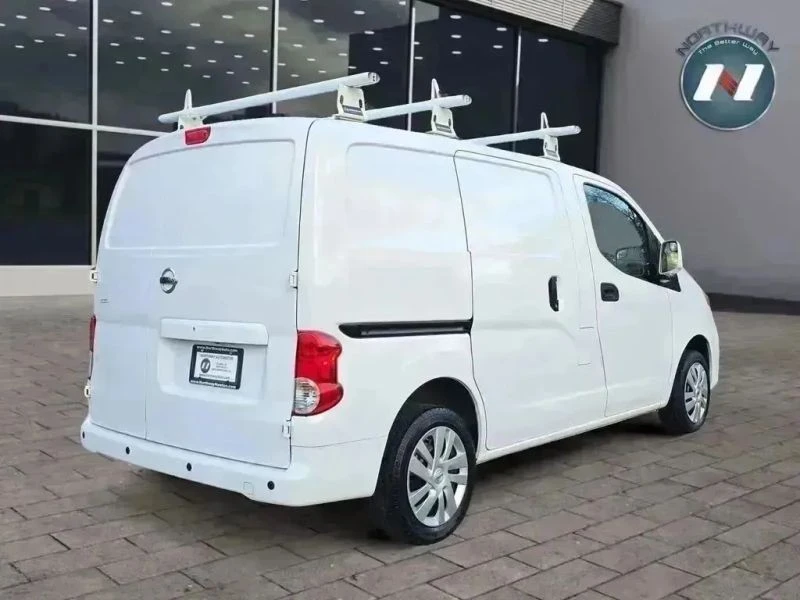 2019 Nissan NV - Image 5 of 12