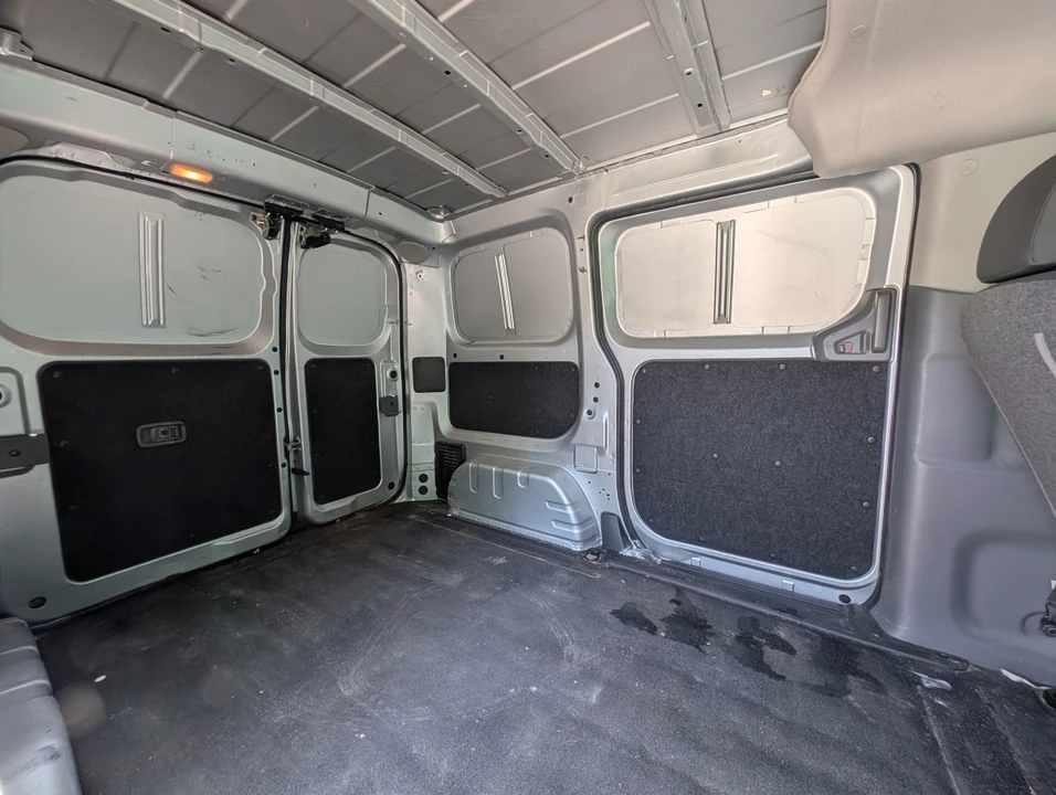 2019 Nissan NV - Image 11 of 12