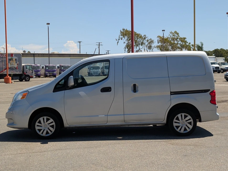 2019 Nissan NV - Image 4 of 12
