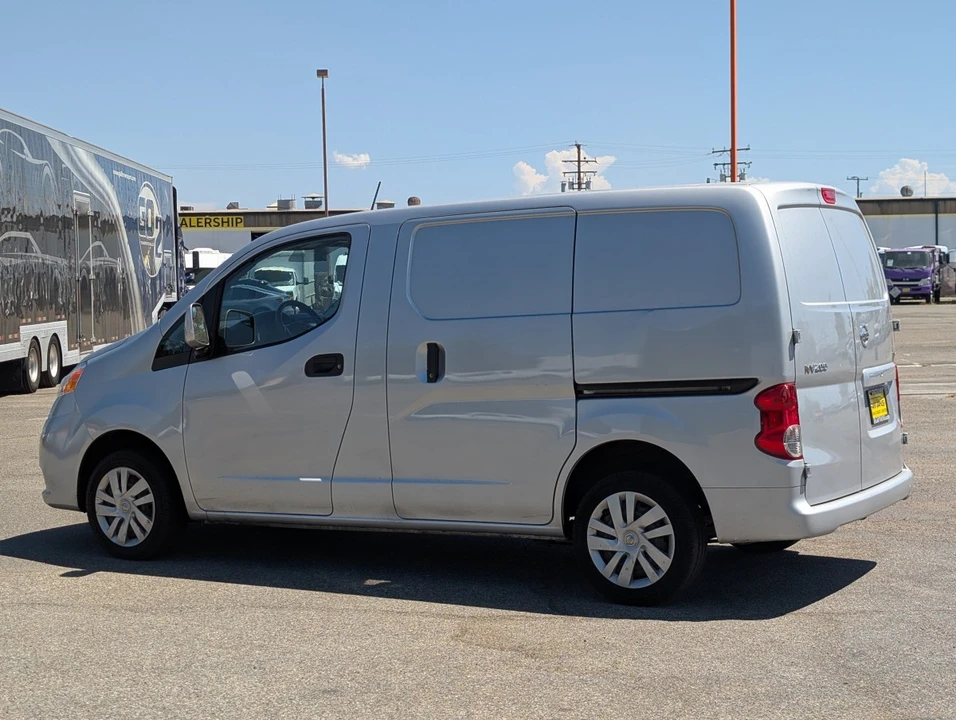 2019 Nissan NV - Image 5 of 12