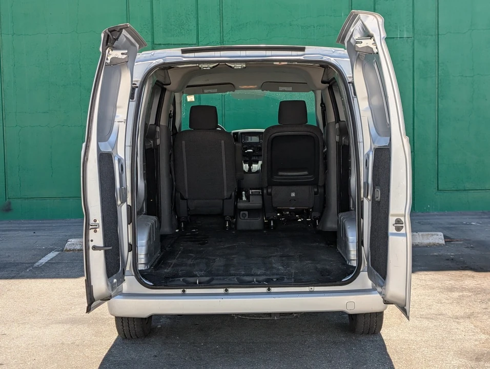 2019 Nissan NV - Image 12 of 12