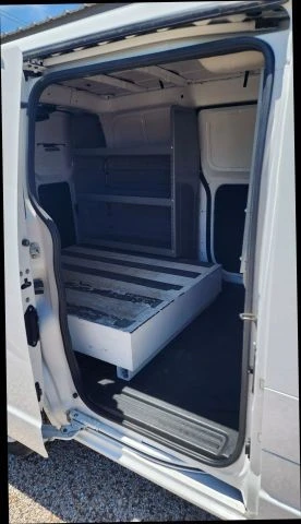 2019 Nissan NV - Image 15 of 31