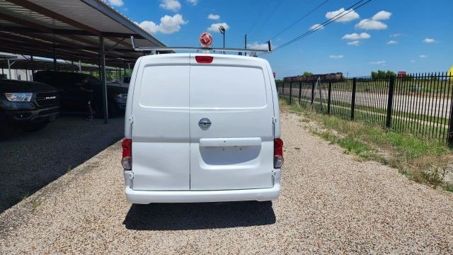 2019 Nissan NV - Image 8 of 31