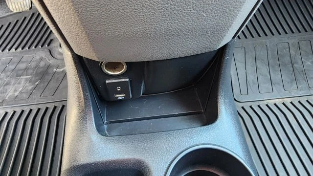 2019 Nissan NV - Image 23 of 31