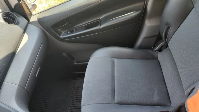 2019 Nissan NV - Image 19 of 31