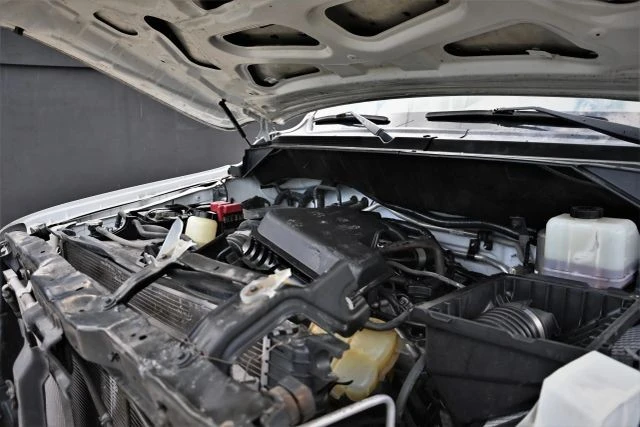 2019 Nissan NV2500 - Image 14 of 15