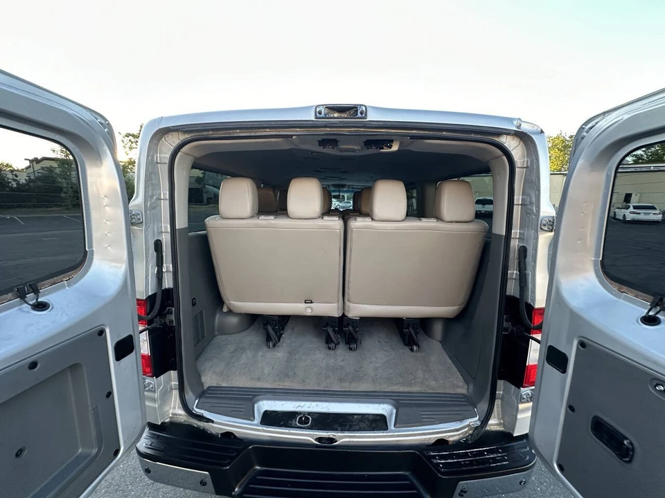 2019 Nissan NV3500 - Image 13 of 20