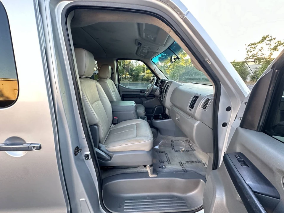 2019 Nissan NV3500 - Image 6 of 20